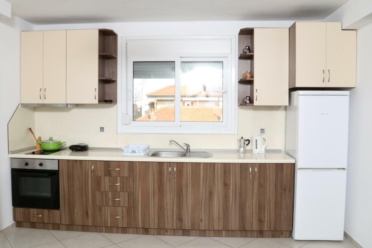 Sinanis Family Apartments ケラモティ エクステリア 写真
