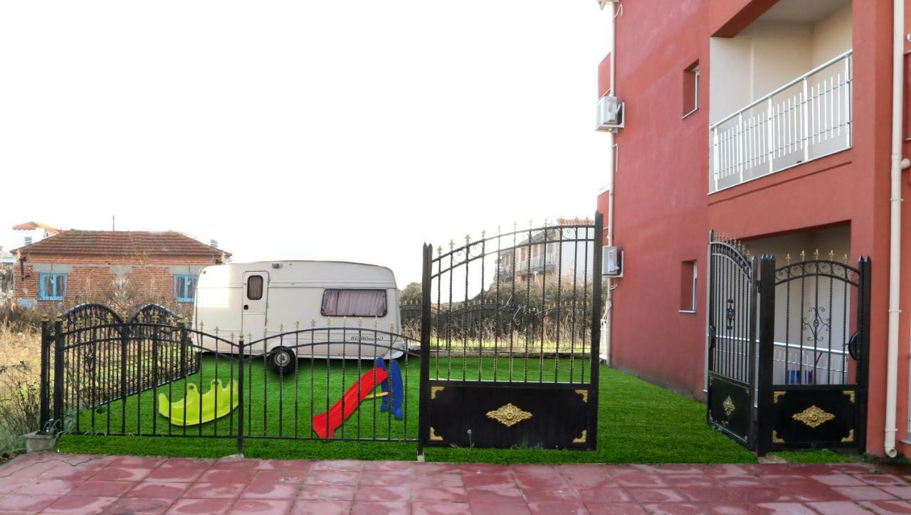 Sinanis Family Apartments ケラモティ エクステリア 写真