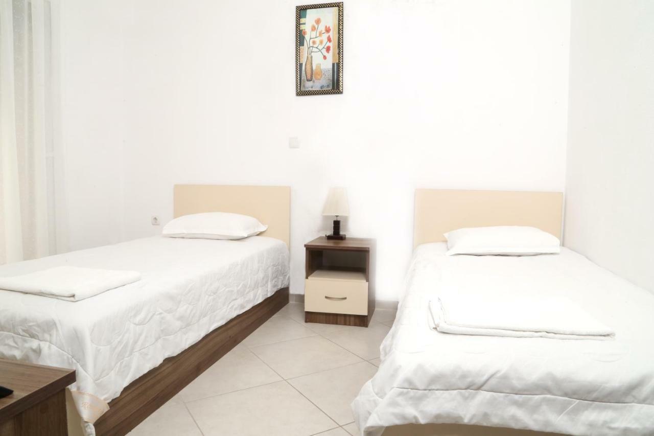 Sinanis Family Apartments ケラモティ エクステリア 写真